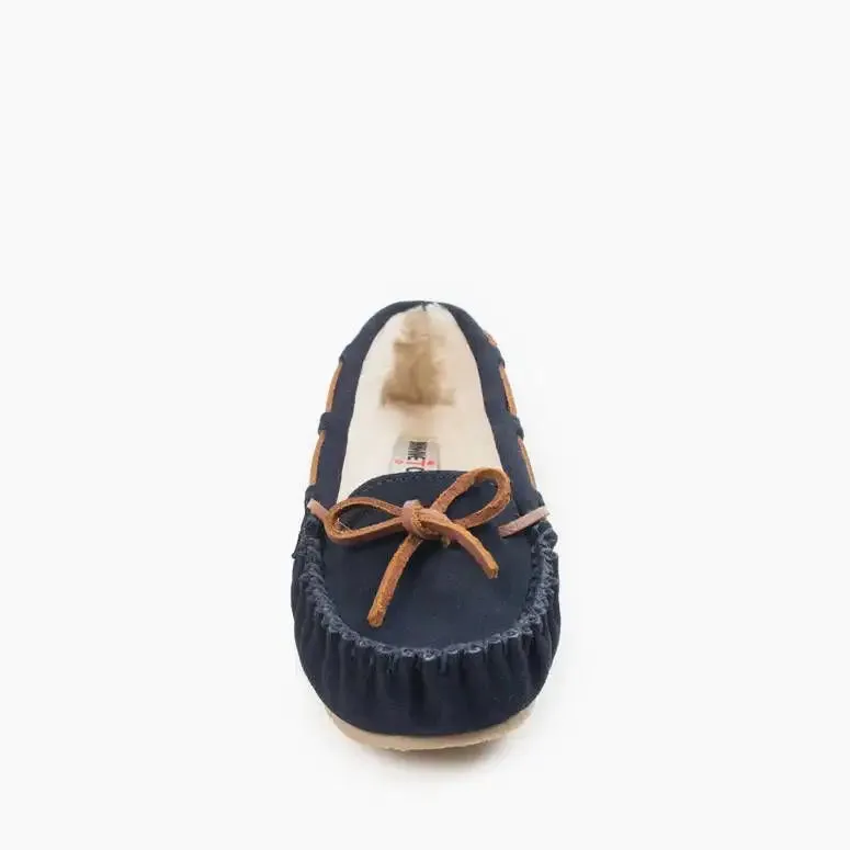 Minnetonka Cally (Women's) - Navy