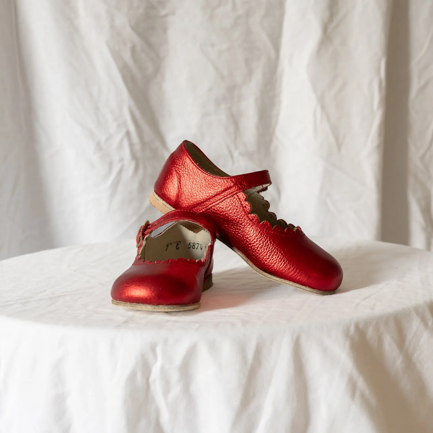 Scalloped Mary Jane - Red Metallic